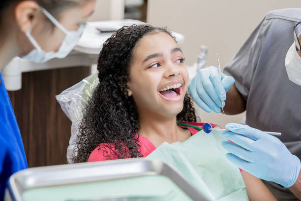 Best Emergency Gum Treatment in Randolph Af, TX