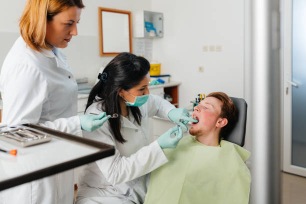 Best Emergency Treatment for Dental Infections or Abscesses in Randolph Af, TX